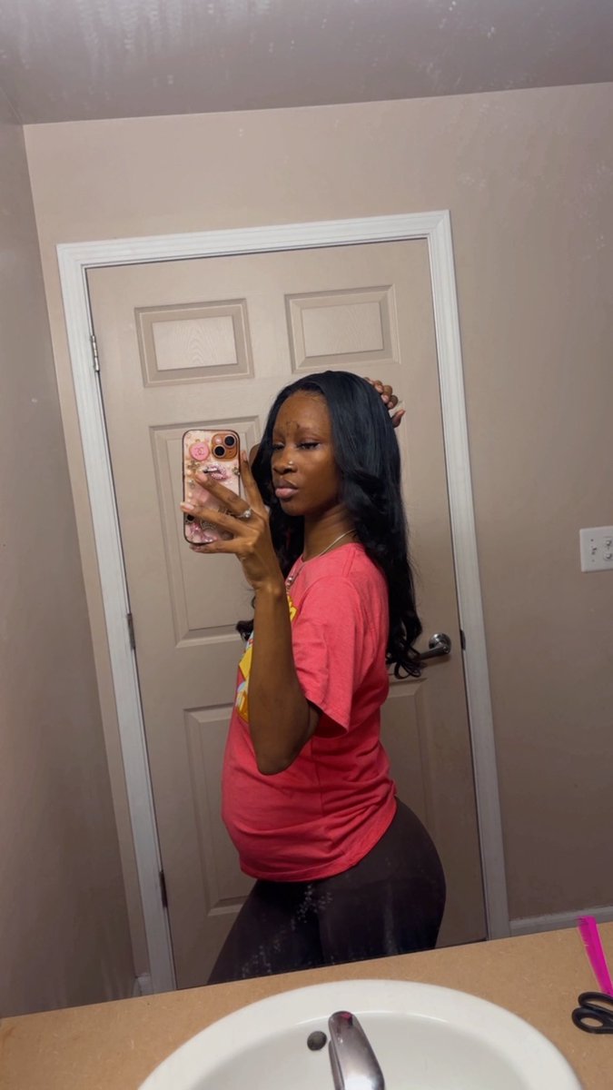 ___therealslim's tweet photo. The fine mama 🤱🏾🥰 https://t.co/vHAok1RaY1