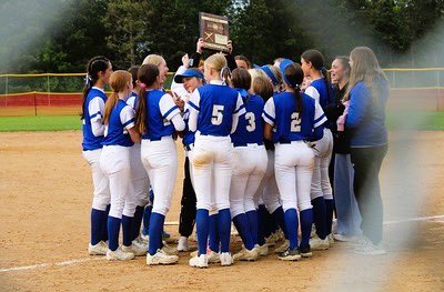 Parents of OGorman Knights Softball tweet media