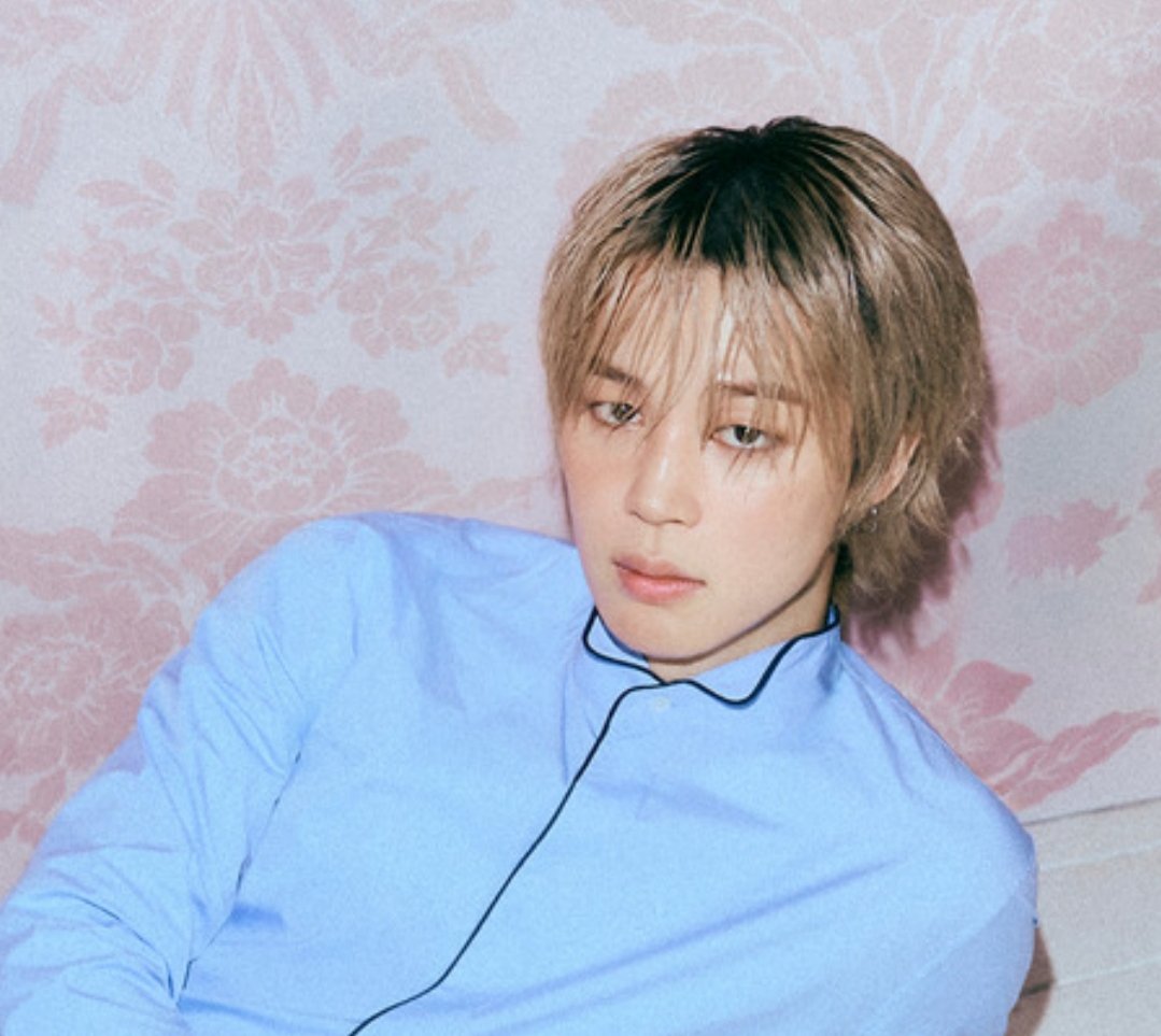 trulyjmin's tweet photo. i see him in my dreams https://t.co/cTqliVJgTM