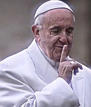 Bracesco2023's tweet image. God vs Satan

Epstein and Bannon: “ Will take down Francis”.

Pope Francis hacked Epstein and released the Epstein files, according to the FBI.