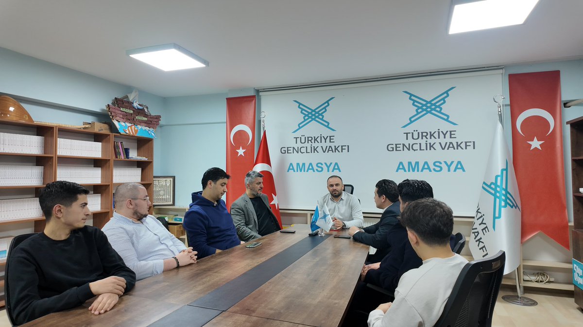 📍 TÜGVA Amasya İl Temsilciliği

Yönetim  kurulu toplantımızı koordinatörlerimizin ve yönetim kurulu üyelerimizin katılımı ile gerçekleştirdik.

Toplantımızın hayırlara vesile olmasını temenni ederiz.