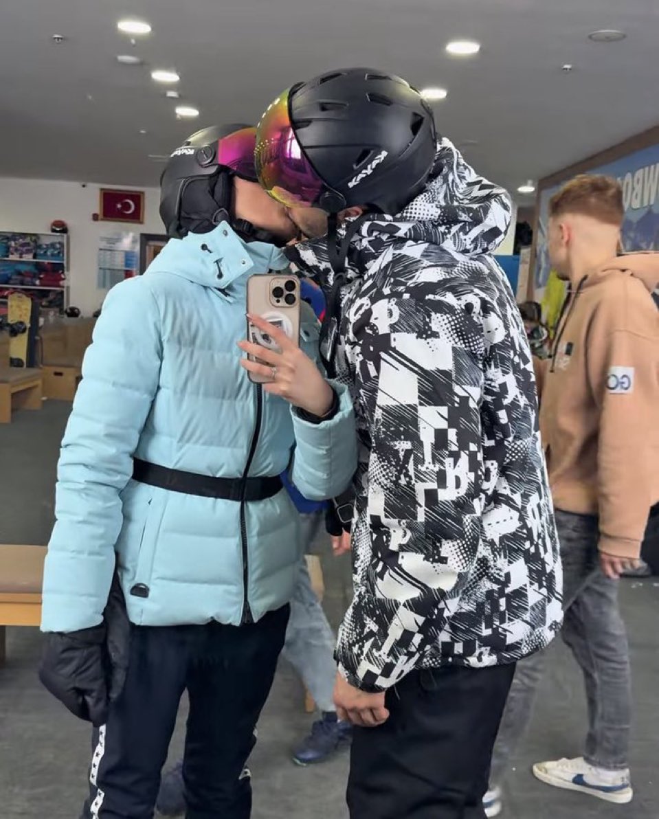 kayak kombinlerine bayıldım , evet kombine 

#kısmetseolur #metsu