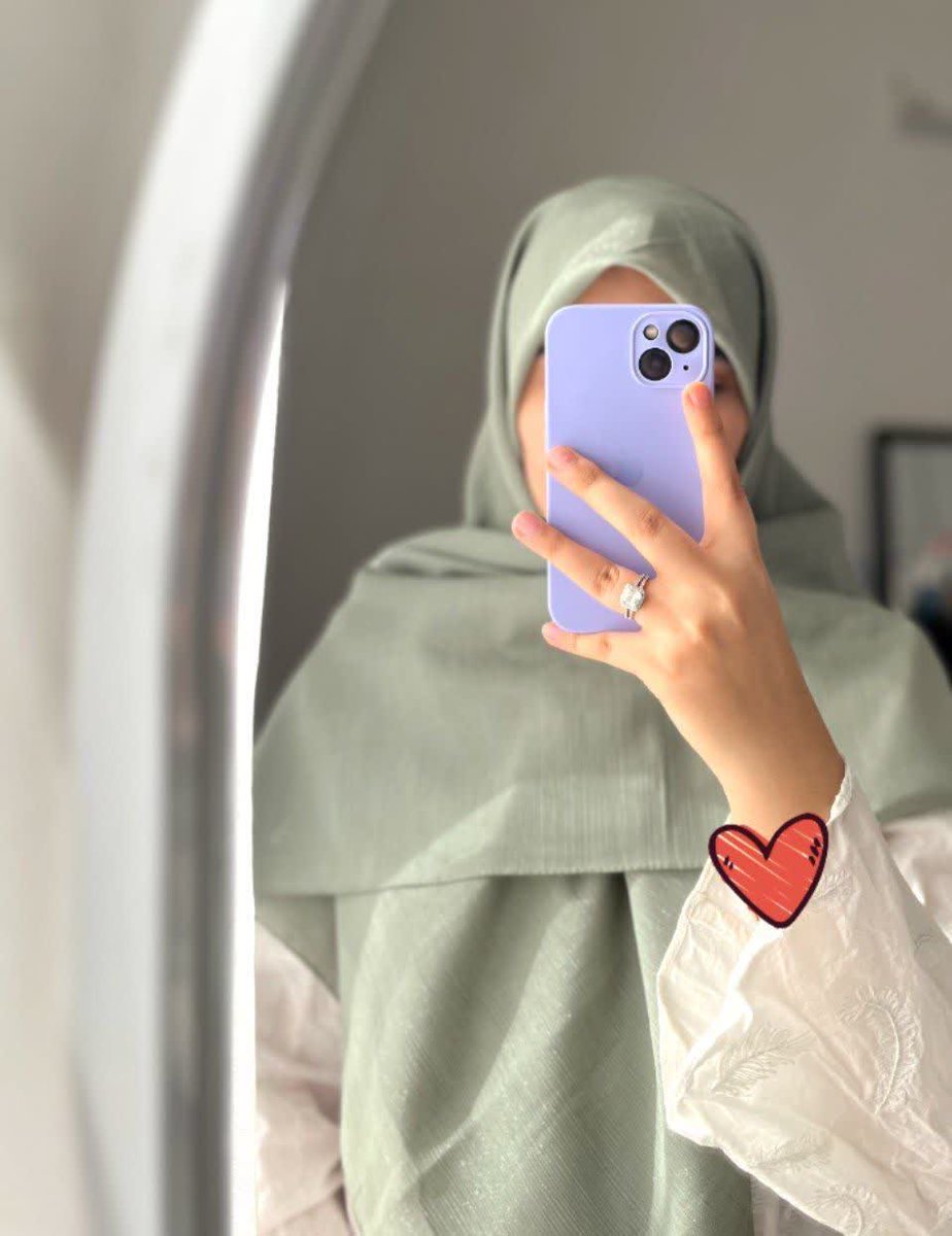 خاتون روسری فروش 🌸 tweet media