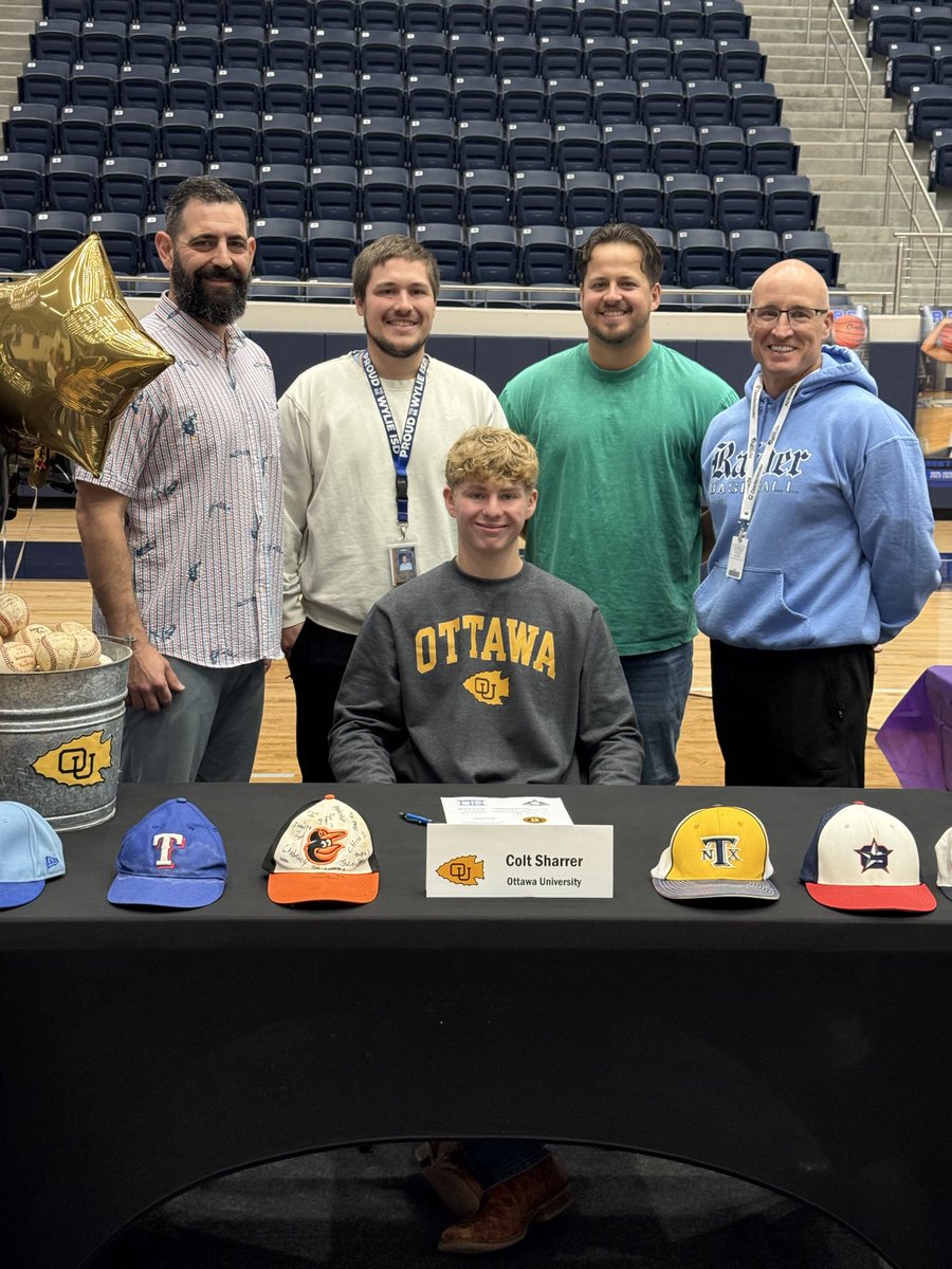 Congratulations to these Raider Baseball Signees

Trent Jones - Richland College
Brandon Johnson - Richland College
Colt Sharrer - Ottawa University