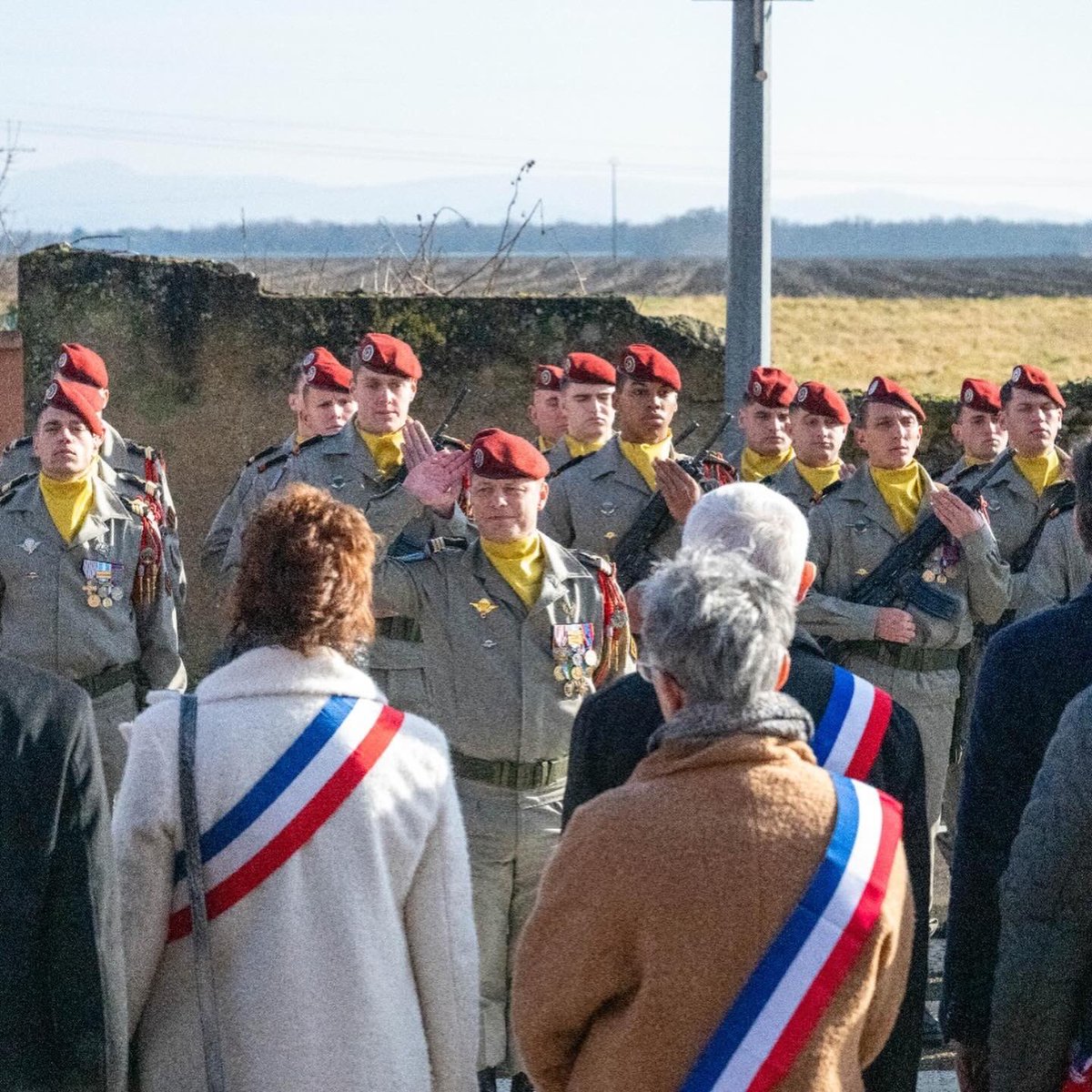Chef de corps du 1er RCP tweet media