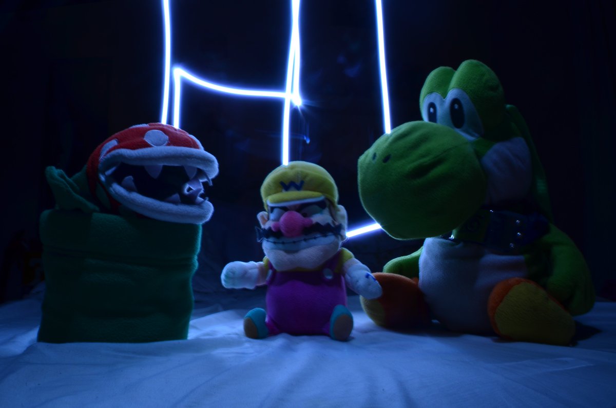 Guaspi's tweet photo. #lightpainting para @laescuelapy 
con @jennicacers.
#LaEscuelaDeFotografía #FotografíaPy
#photography https://t.co/VbAMnE9CB3