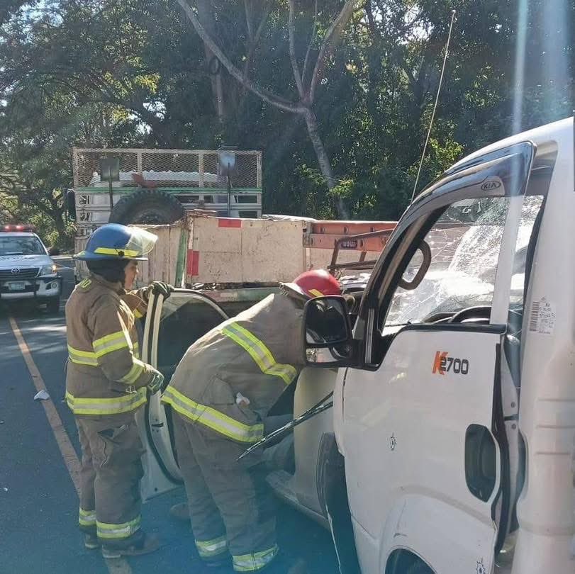 🚨 TRIPLE CHOQUE EN PANAMERICANA DEJA DOS HERIDOS 🚗 Tres vehículos ...