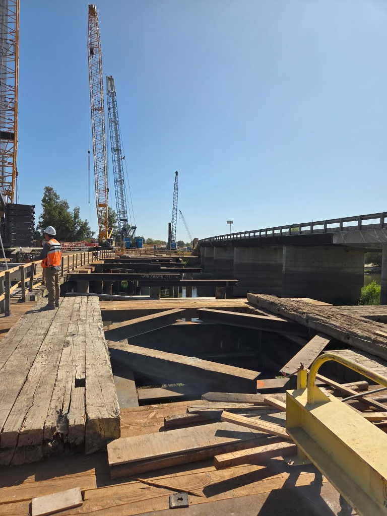 Big things are happening on the Hills Ferry Road Bridge project! This bridge replacement will enhance flood resilience and improve connectivity for local travel over the San Joaquin River. MVE is proud to be part of the team delivering professional services on this project.
