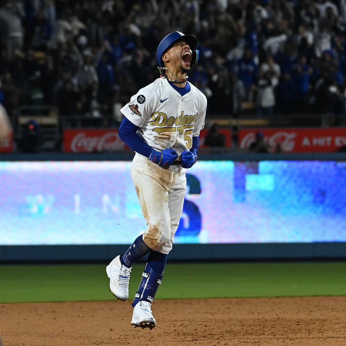 On this day in 2020, the Dodgers acquired Mookie Betts. Since arriving in Los Angeles, he has accomplished:

— 3× World Series Champion
— 4× All-Star
— 2× Gold Glove
— 4× Silver Slugger
— 2× NL MVP runner-up
— 32.7 bWAR

One of the greatest trades in Dodgers history.