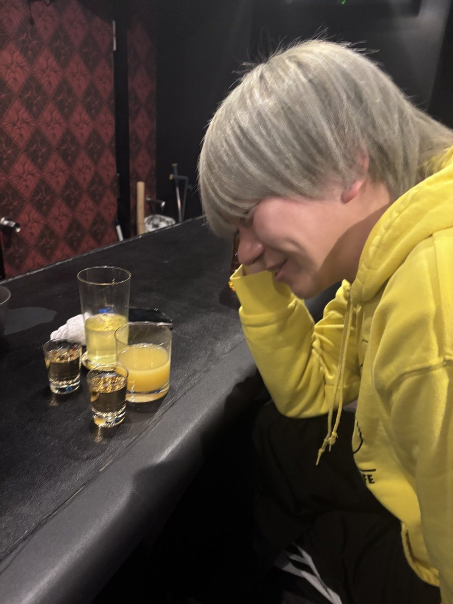 綺麗やなとく言うて一生飲まへん