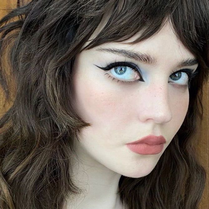 sophie thatcher files (@soapyfiles) on Twitter photo 