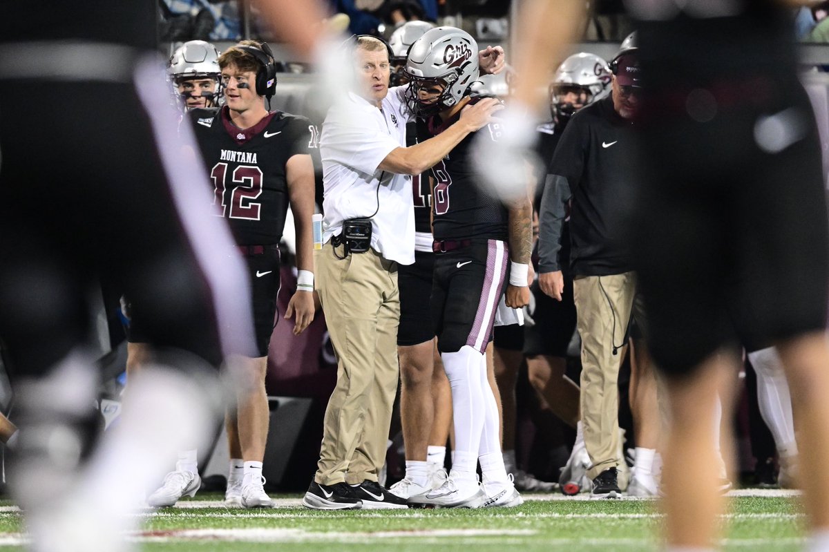 Forever grateful for coach hauck, the only one who believed in me out of high school. Love you coach! That said, Goal remains the same, standard doesn’t change! #gogriz