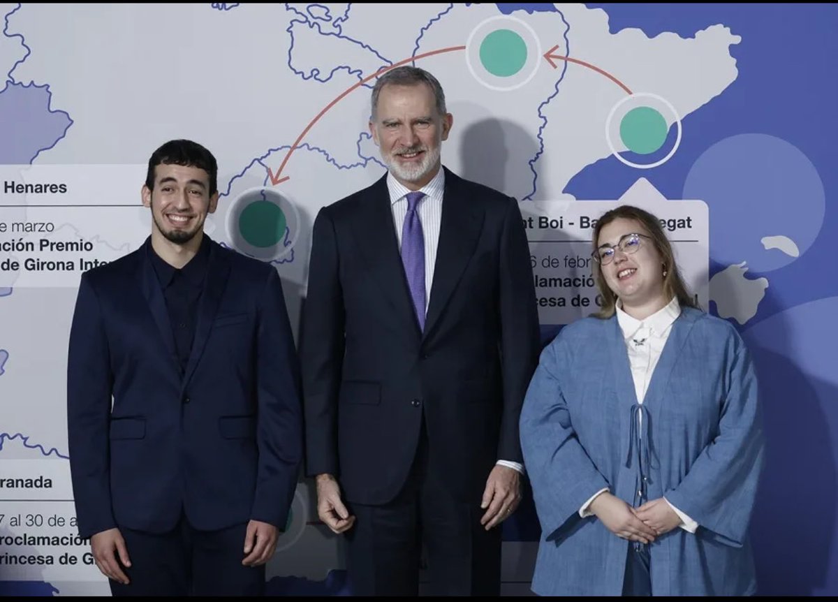 capTercio's tweet image. Felipe VI ha entregado el “Premio Princesa de Girona Social 2026” al marroquí Hatim Azahri Akhnous.
Es miembro de Hacemos Islam BCN y del Consejo Asesor Antirracista de Barcelona y presidente de Joves Units del Poble-sec.
Fomentando el islam en España... No es mi rey.