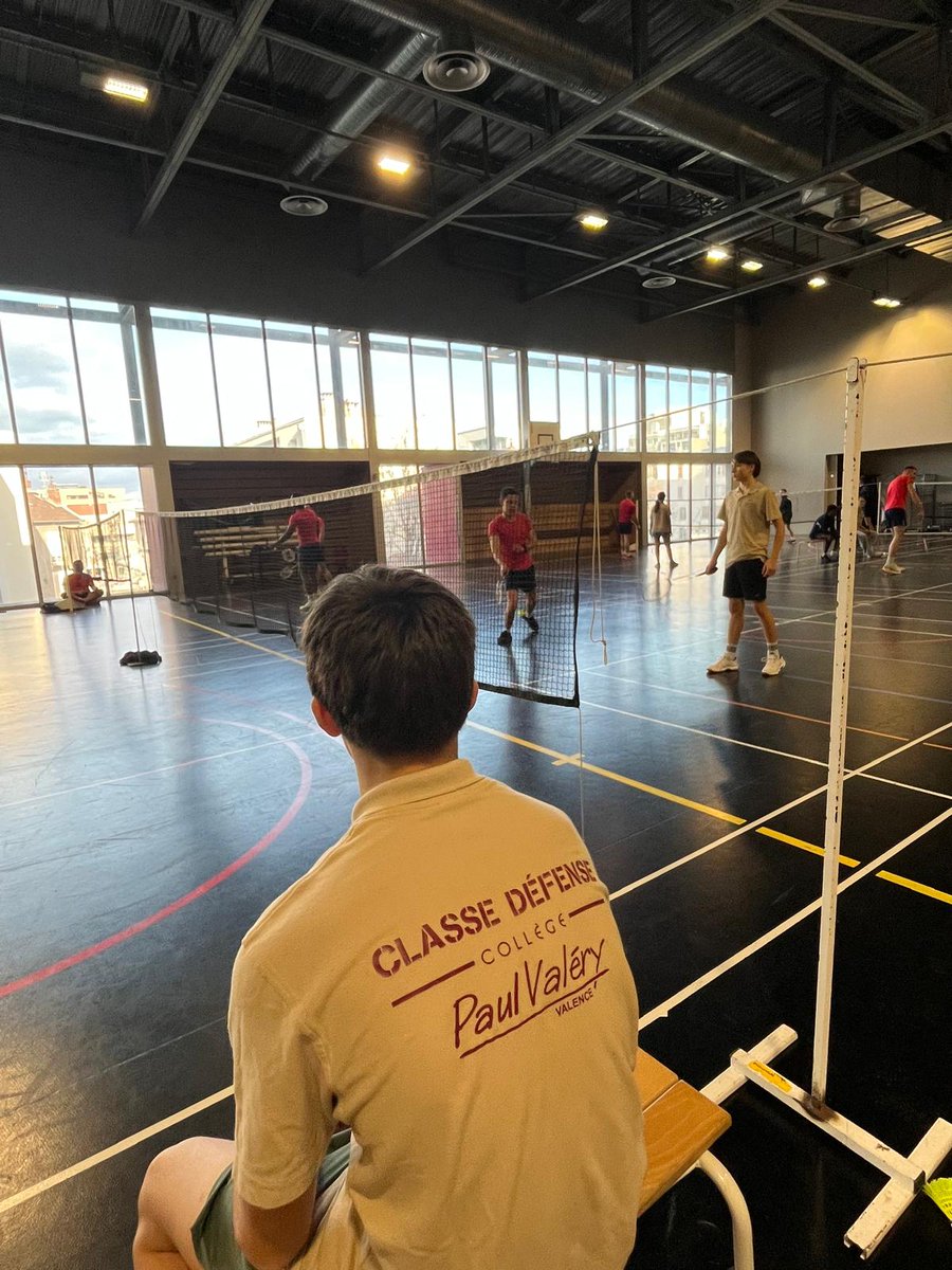 Collège Paul Valéry tweet media