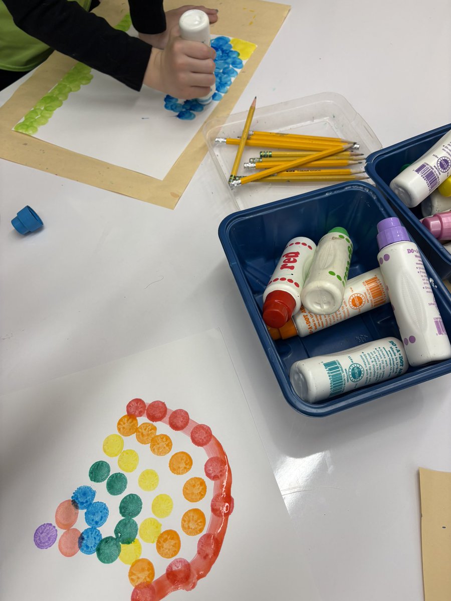 sharrington_art's tweet photo. Global School Play Day fun in art class! @WeAreMPSD https://t.co/toS47x9ZNm
