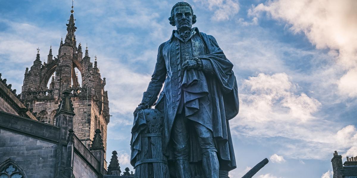 Adam Smith malinterpretó los orígenes de la división del trabajo: Aunque Adam Smith es conocido por enfatizar la división del trabajo, su análisis era lamentablemente incompleto, como señala el Dr. Mark Thornton. mises.org/es/mises-wire/…