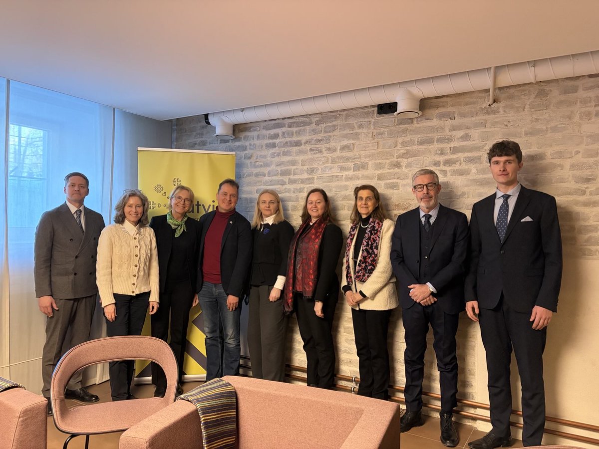 The team of #NB8 special envoys aligned to support our common goals have spent three days full of meetings with people who care about democratic and #FreeBelarus #Viasna ⁦<a href="/franakviacorka/">Franak Viačorka</a>⁩ <a href="/MuizNils/">NilsMuiz</a>⁩⁦
