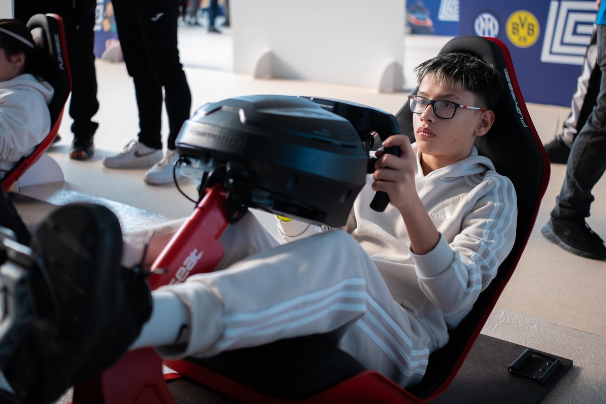 👾🔥Gaudeix dels millors esdeveniments de videojocs arreu de Catalunya!

🎮 Competició, emoció i molta adrenalina!

Segueix-nos i no et perdis cap batalla! 🏆