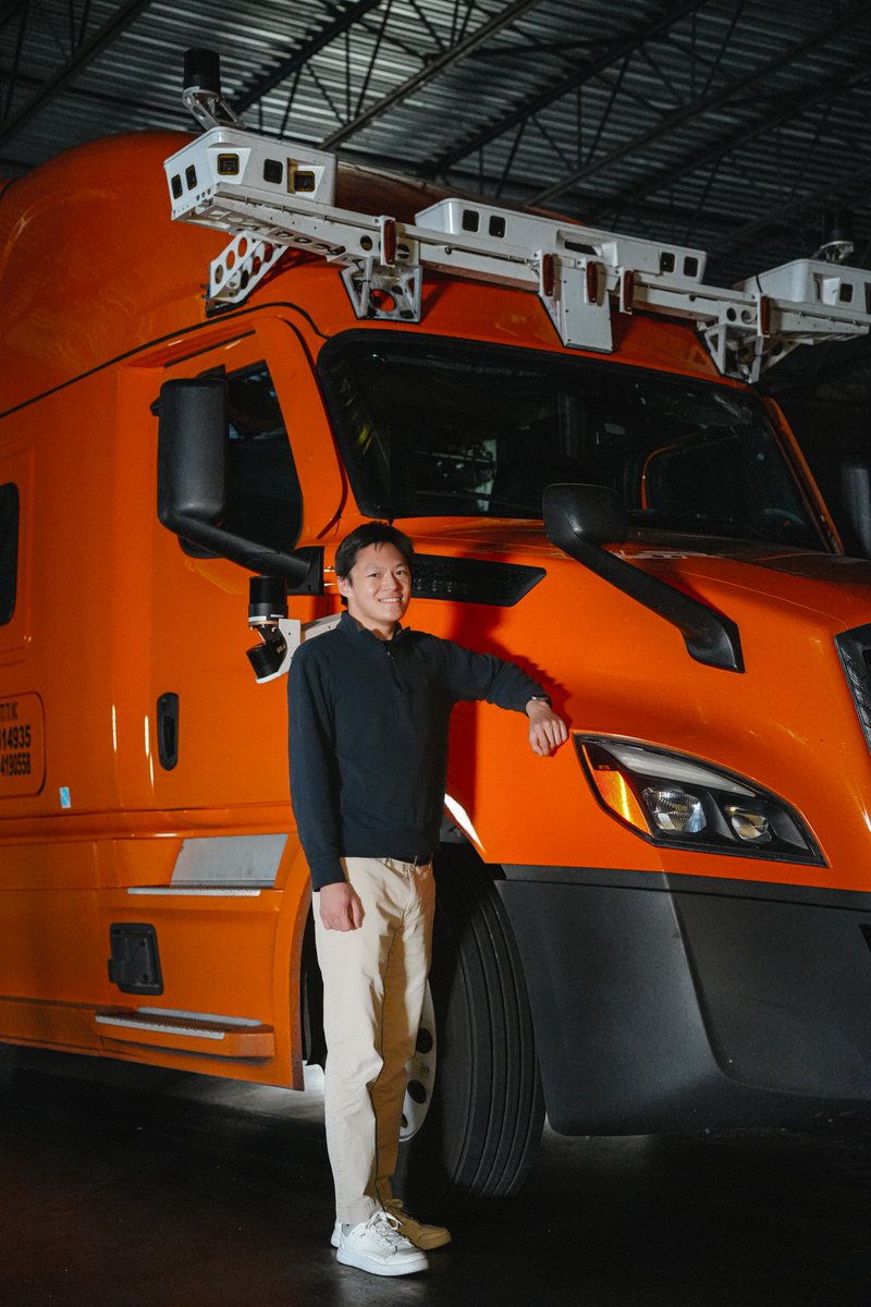 Bot Auto tweet media