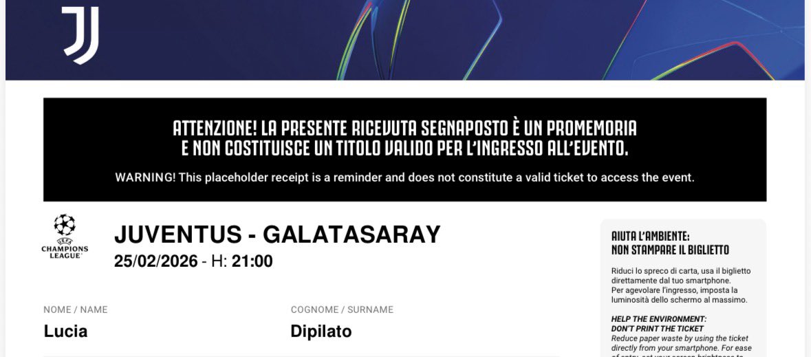 E poi all’improvvisooooo🤍🖤