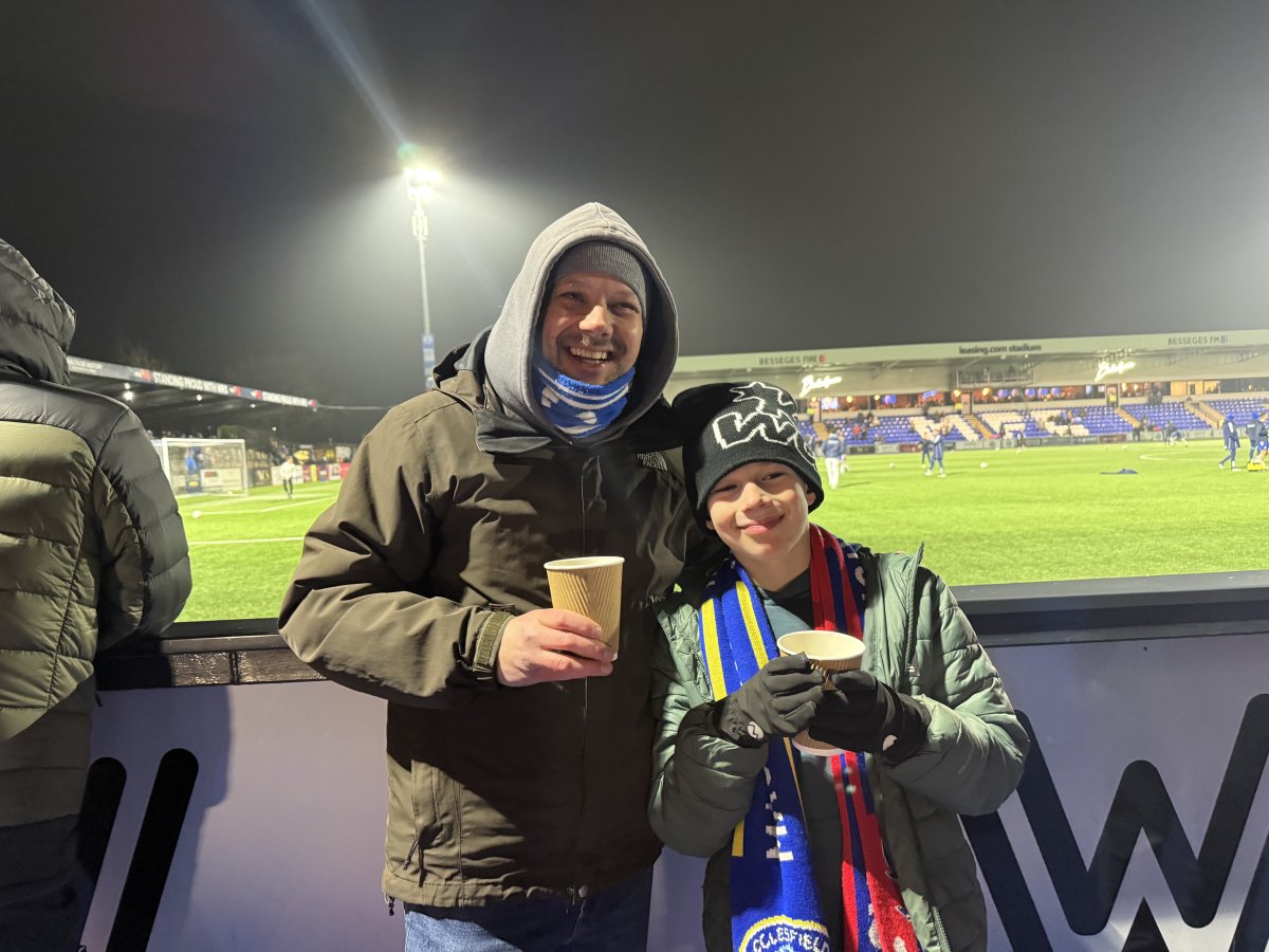 thesilkmen's tweet image. 📸 | SILKMEN FAN CAM: KIDDERMINSTER HARRIERS (H)

💙 Over 2,700 Silkmen supporters braved the cold conditions on Tuesday night at the Leasing.com Stadium, which was made more than worth their while as they witnessed a whitewash against Kidderminster Harriers!

👏