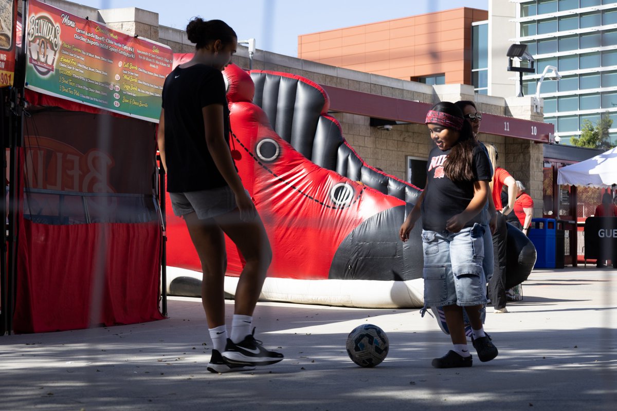 GoAztecs's tweet image. Happy National Girls and Women in Sports Day! 🫶

#NGWSD2026