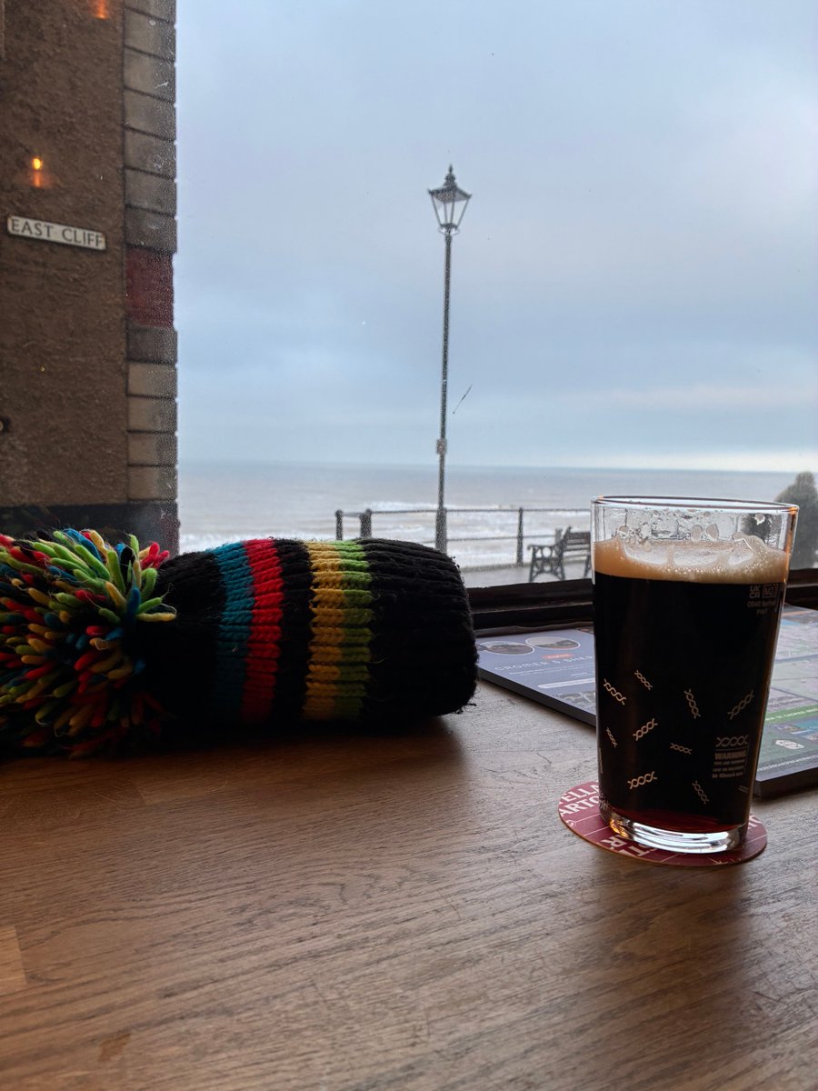 ClaptonO's tweet photo. The Red Lion Hotel Cromer. #pubfire🔥 https://t.co/bJgl2JWvUF