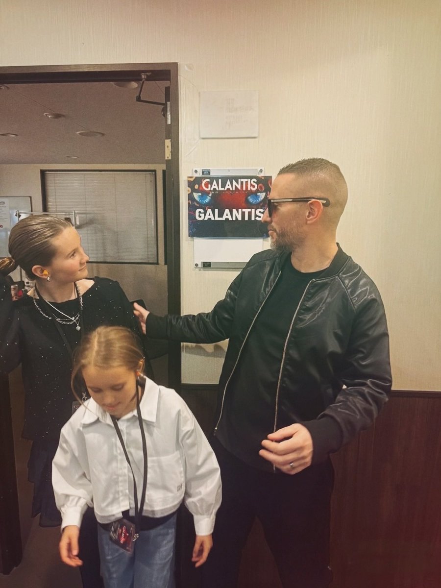 Galantis tweet media