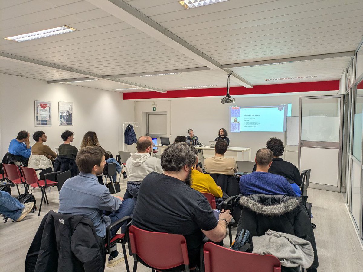 AWS User Group Venezia tweet media