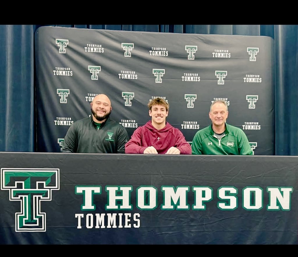 CoachMo73's tweet photo. Always a Great day to see one my guys sign his letter of intent to further his academic &amp; athletics career on National Signing Day. @VCSU_Football you guys got a DOG and @CharlieYon34 proud of you big guy. Now get back in the Lab and Get BIGGER, STRONGER, AND FASTER❗️💚🖤💚🖤 https://t.co/tX5ByR1npR