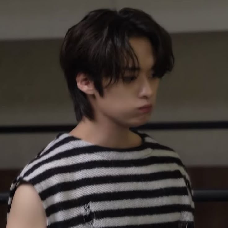 linosfriedracha's tweet photo. lee know is a sunshine that deserves the world and not what he's receiving from div1 on and on and on and stay will always stand by his side. his talent deserves to shine at all times

shame on you jype

JYPE RESPECT LEEKNOW
WE WANT TO SEE LEEKNOW 
#jype는_리노를_존중해야_해 https://t.co/EIs9yQ7d5c