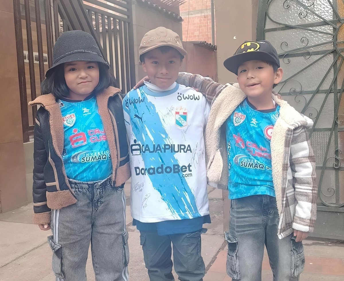 DeportDirectoTV's tweet photo. 👉Deportivo Garcilaso 1 - 1 Sporting Cristal.

⚽Goles:
Adrián Ascues (DG).
Santiago González (SC).

🏟️ Inca Garcilaso de La Vega (Cusco). 

#deportedirecto #liga1 #deportivogarcilaso #sportingcristal @Liga1TeApuesto https://t.co/XkareYmGtx