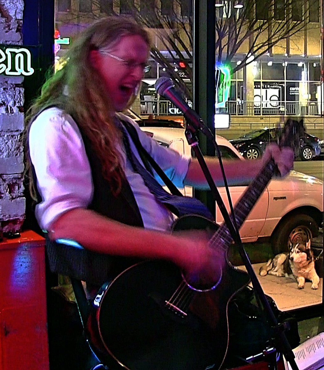 TONIGHT! I'm back once again at <a href="/Wingos/">Wingo's Glover Park - Wisconsin Ave.</a> Glover Park - Wisconsin Ave! Singin' the songs 8:00pm-11:00pm! This beautiful puppy dog and I had a wonderful night last time ☺️❤️

alexparez.com/shows

wingos.com