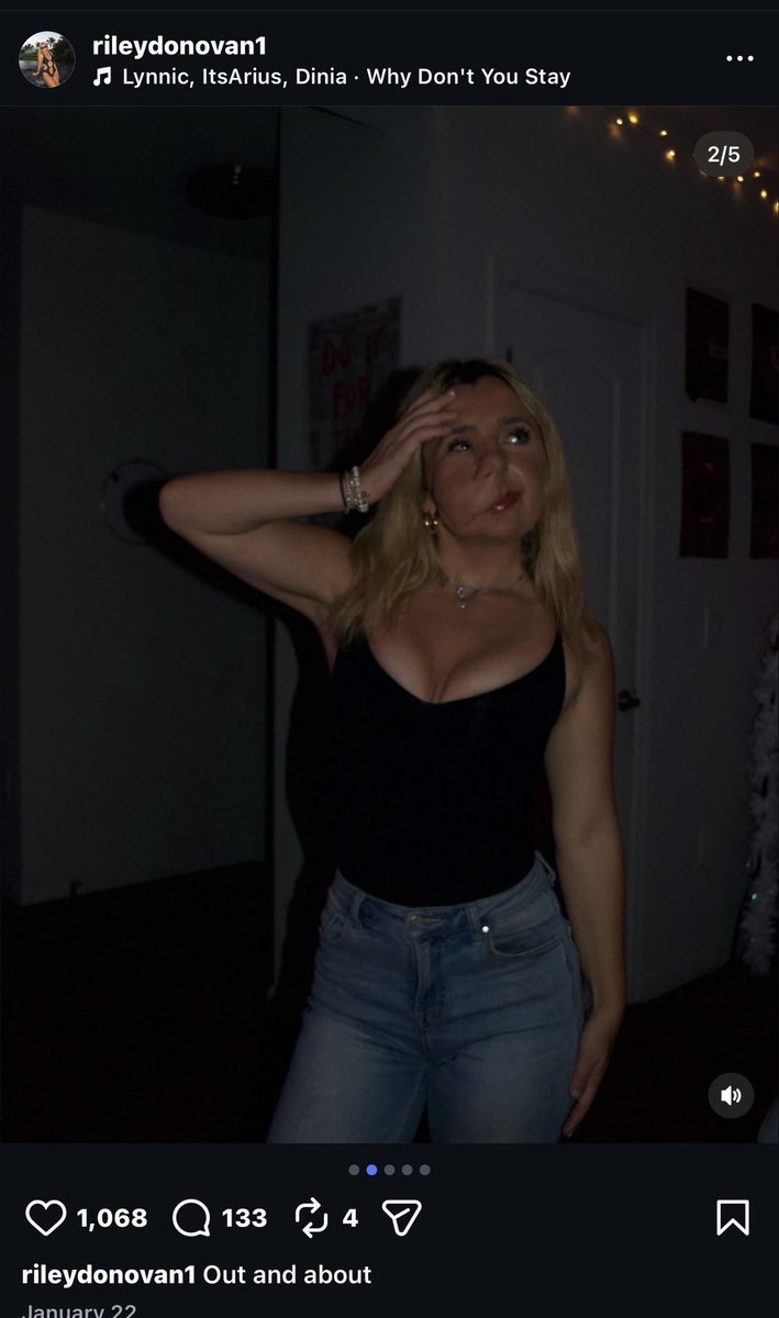 ryanbraunn's tweet photo. Ik some fellas that would tap this  #would https://t.co/1jKoWfvw9d