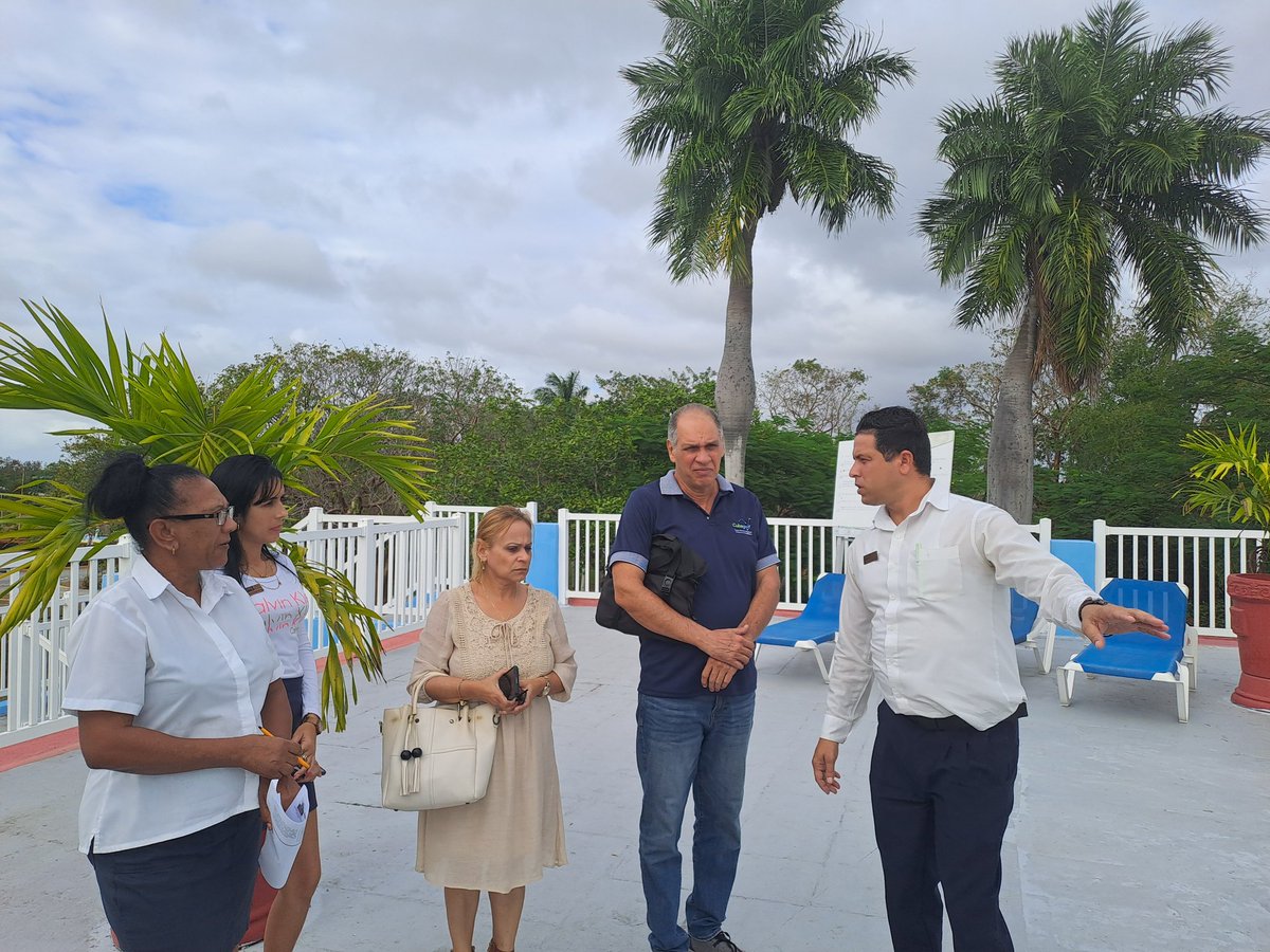 OdalisBall40401's tweet photo. Recibir visitas de intercambio no solo nos ayuda a rectificar sino que nos estimula a seguir mejorando. #IslazulLasTunas #HotelesIslazul #ElDestino https://t.co/YG0Dv4PlfO