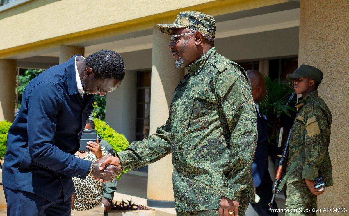 Kivuinfo24's tweet image. DRC 🇨🇩 📍 #Bukavu | The World Food Programme (WFP), a UN agency, paid a courtesy visit to South Kivu Governor Patrick Busu bwa Ngwi at his office.
Ollo Sib, WFP Deputy Country Representative in charge of operations, discussed humanitarian response efforts amid the ongoing crisis.