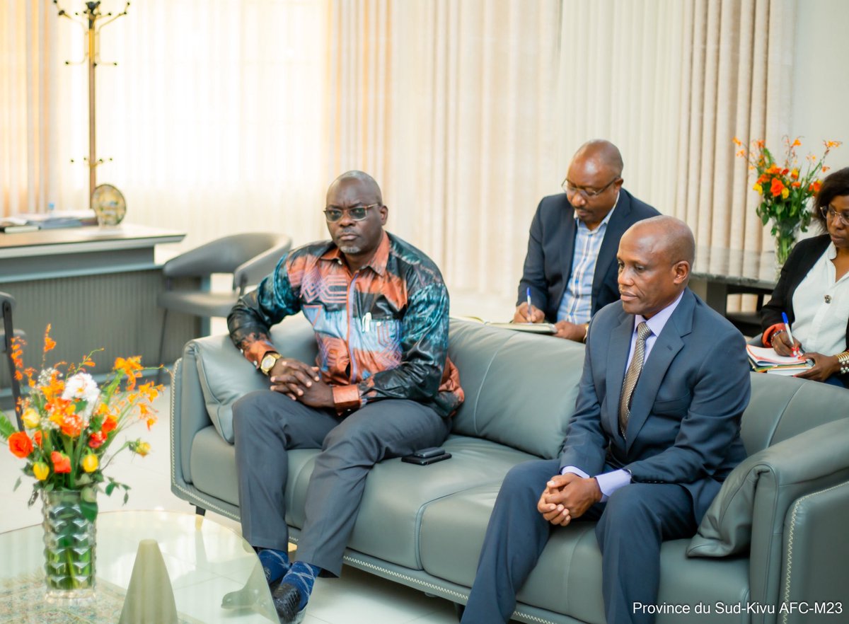 Kivuinfo24's tweet image. DRC 🇨🇩 📍 #Bukavu | The World Food Programme (WFP), a UN agency, paid a courtesy visit to South Kivu Governor Patrick Busu bwa Ngwi at his office.
Ollo Sib, WFP Deputy Country Representative in charge of operations, discussed humanitarian response efforts amid the ongoing crisis.