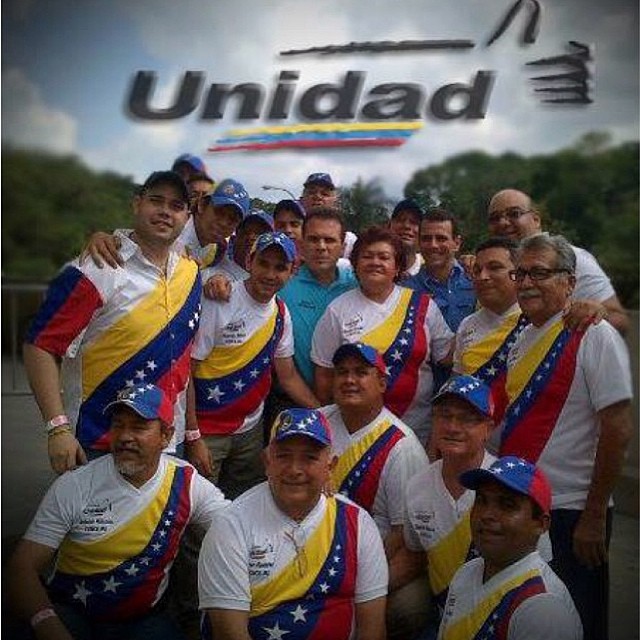 IsaacMarcanoVE's tweet photo. 🧵 A petición del público: el pasado que Eduardo Bittar prefiere olvidar y su dudoso financiamiento 🔌🐎 https://t.co/dg6DEKVLHP
