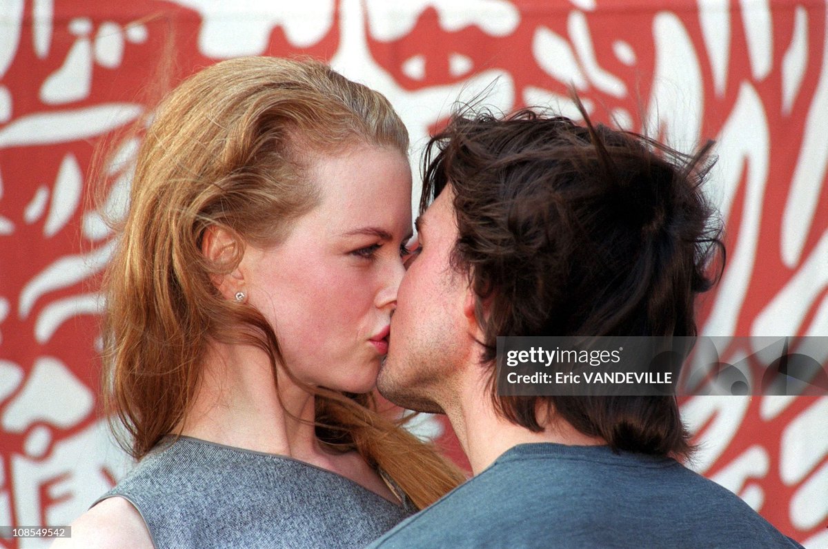 angelslimane (@frejabehachic) on Twitter photo 