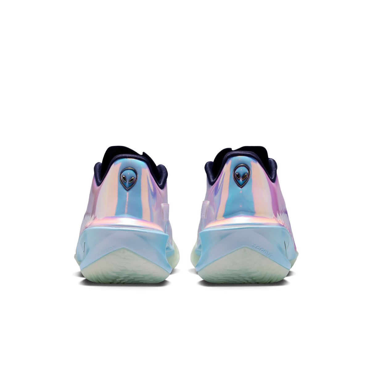 TheSiteSupply's tweet photo. Official Images: Victor Wembanyama x Nike GT Cut 4 “Warning Label” 👽⚠️

💵 $230
🗓️ February 13th https://t.co/ruSks7zExD