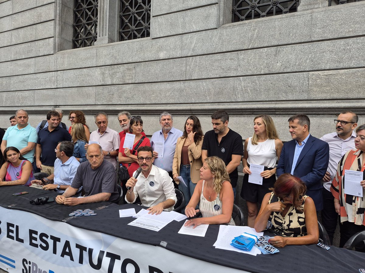 Comunicación Sociales UBA tweet media