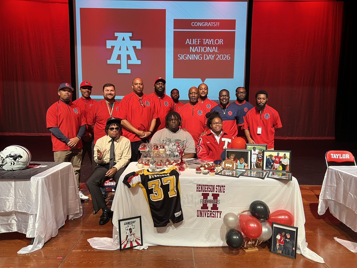 Alief Taylor Football tweet media