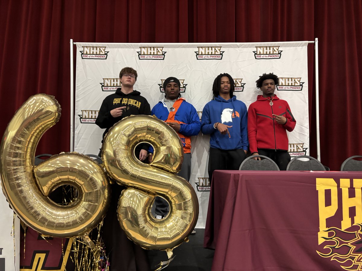 DWilliamsWJCL22's tweet photo. Big signing at ⁦@NEWHAMPSTEADFB⁩ as four athletes put pen to paper on National Signing Day. More tonight on ⁦@WJCLNews⁩ https://t.co/sBJy2dt4De
