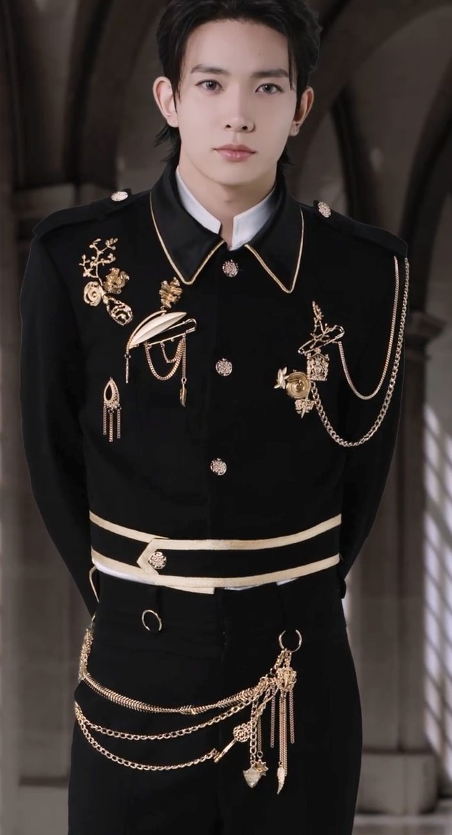 Rutaoさん【<a href="/rutao_ver2/">Rutao2世</a> 】にお願いしてたエナワの衣装届きました😍
相変わらずの再現度200%✨️✨️
凄いです💕
いつも素敵な衣装ありがとうございます🫶