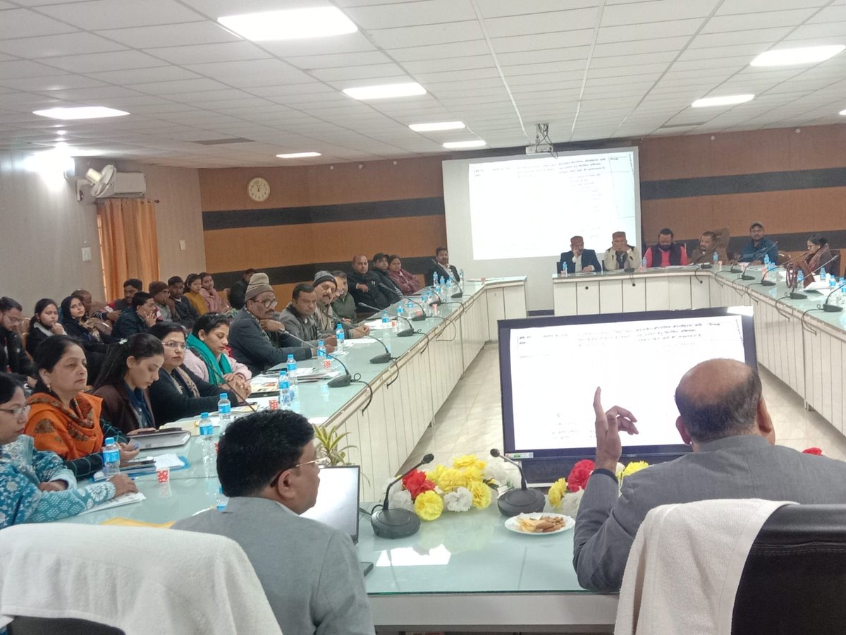 दिनांक 04 फरवरी को जनपद फतेहपुर में माननीय CDO महोदय की अध्यक्षता में बाल श्रम मुक्त भारत विषय पर एक दिवसीय कार्यशाला एवं शपथ कार्यक्रम आयोजित किया गया। #BalShramMuktBharat #Fatehpur