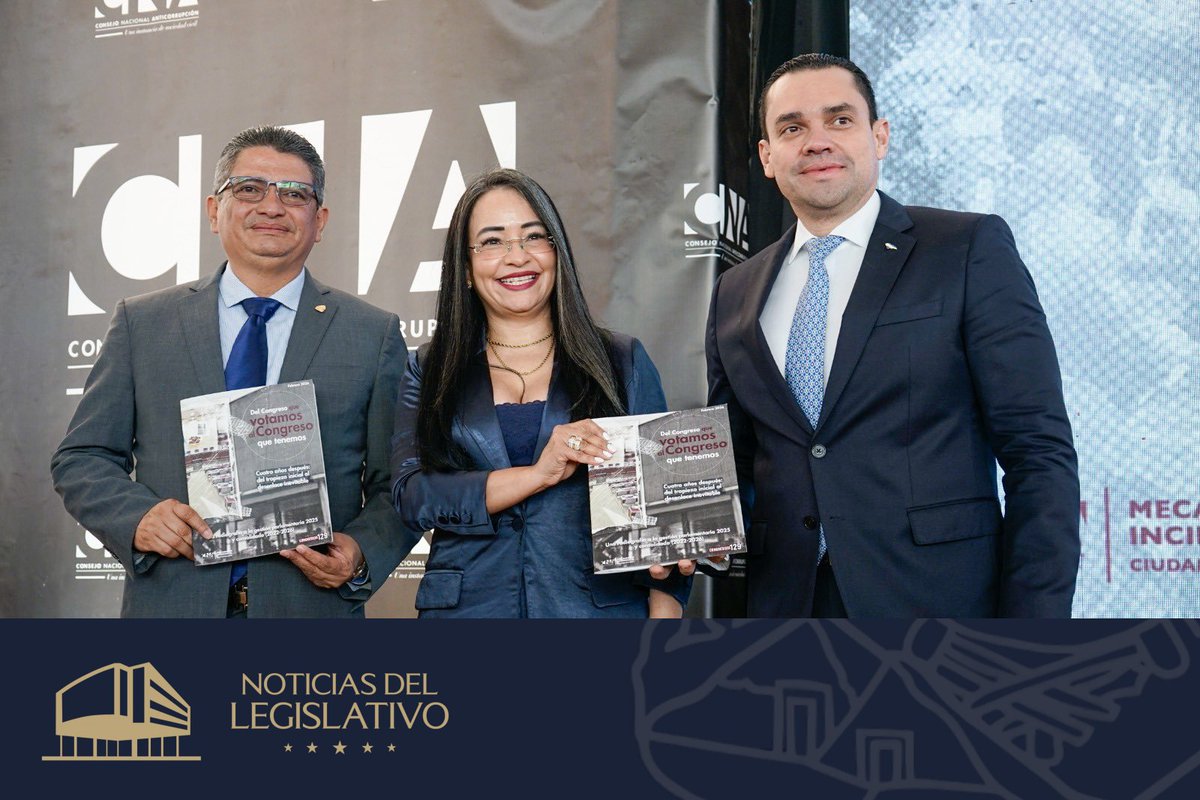 CongresoNT's tweet photo. El @hn_congreso abre sus puertas al acompañamiento del @cnahonduras, que presentó el informe “Del Congreso que votamos al Congreso que tenemos”, una radiografía del Legislativo anterior que servirá como guía para corregir errores y fortalecer la transparencia. https://t.co/Wy3hFTGjB3