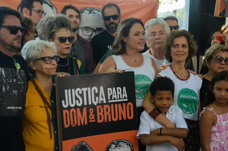 MPF_PGR's tweet photo. TRF1 acolhe pedido do MPF e transfere julgamento dos executores de Bruno Pereira e Dom Phillips para Manaus (AM)

➡️ Saiba mais: https://t.co/PVJIr007ao https://t.co/z5NbehTPtQ
