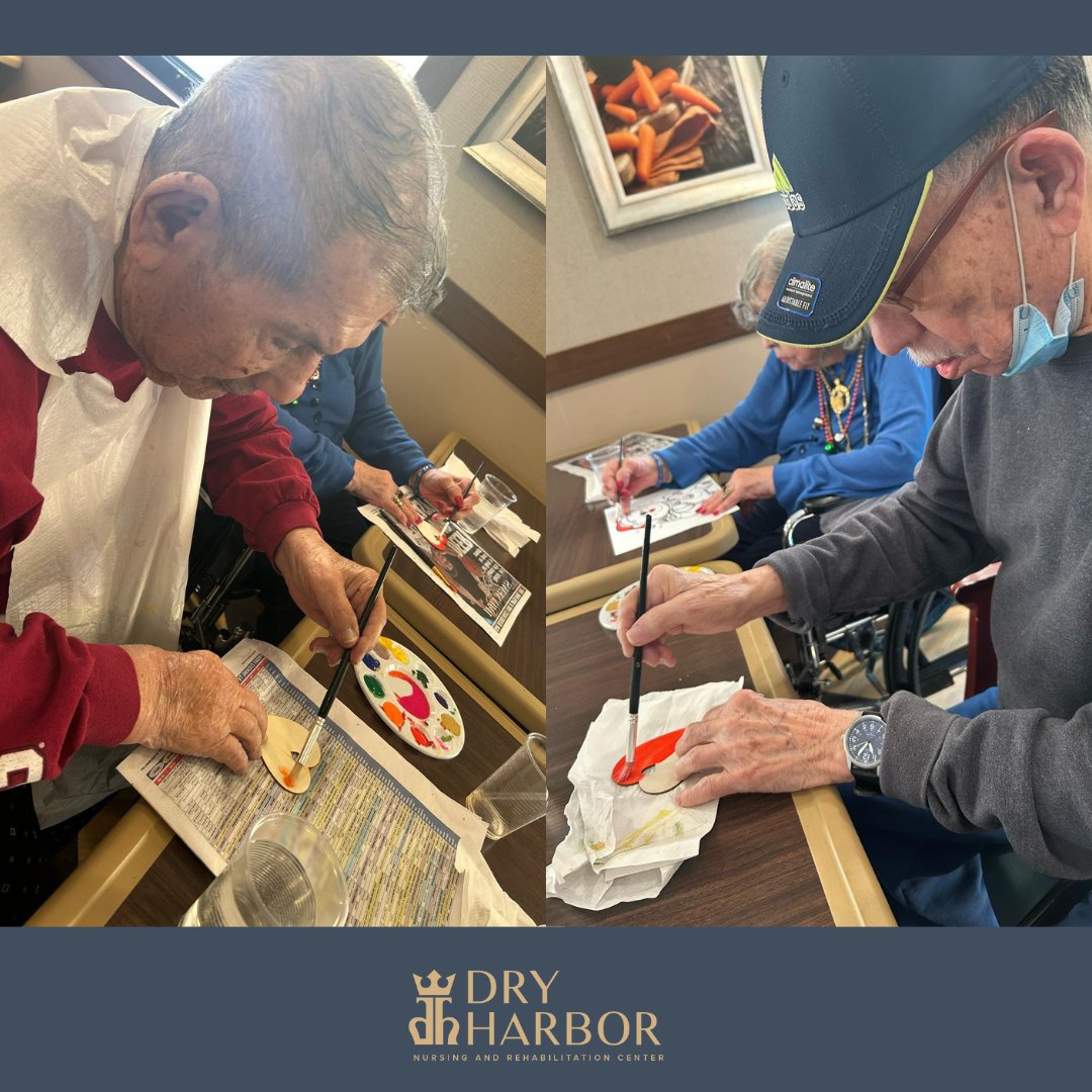 DryHarborRehab's tweet photo. Creativity in full color at Dry Harbor 🎨 Our residents brought their imagination to life, one beautiful brushstroke at a time.

#DryHarbor #CreativeMoments #ArtTherapy #SeniorLiving #PaintingDay #LifeInColor https://t.co/uXYkCwt8my