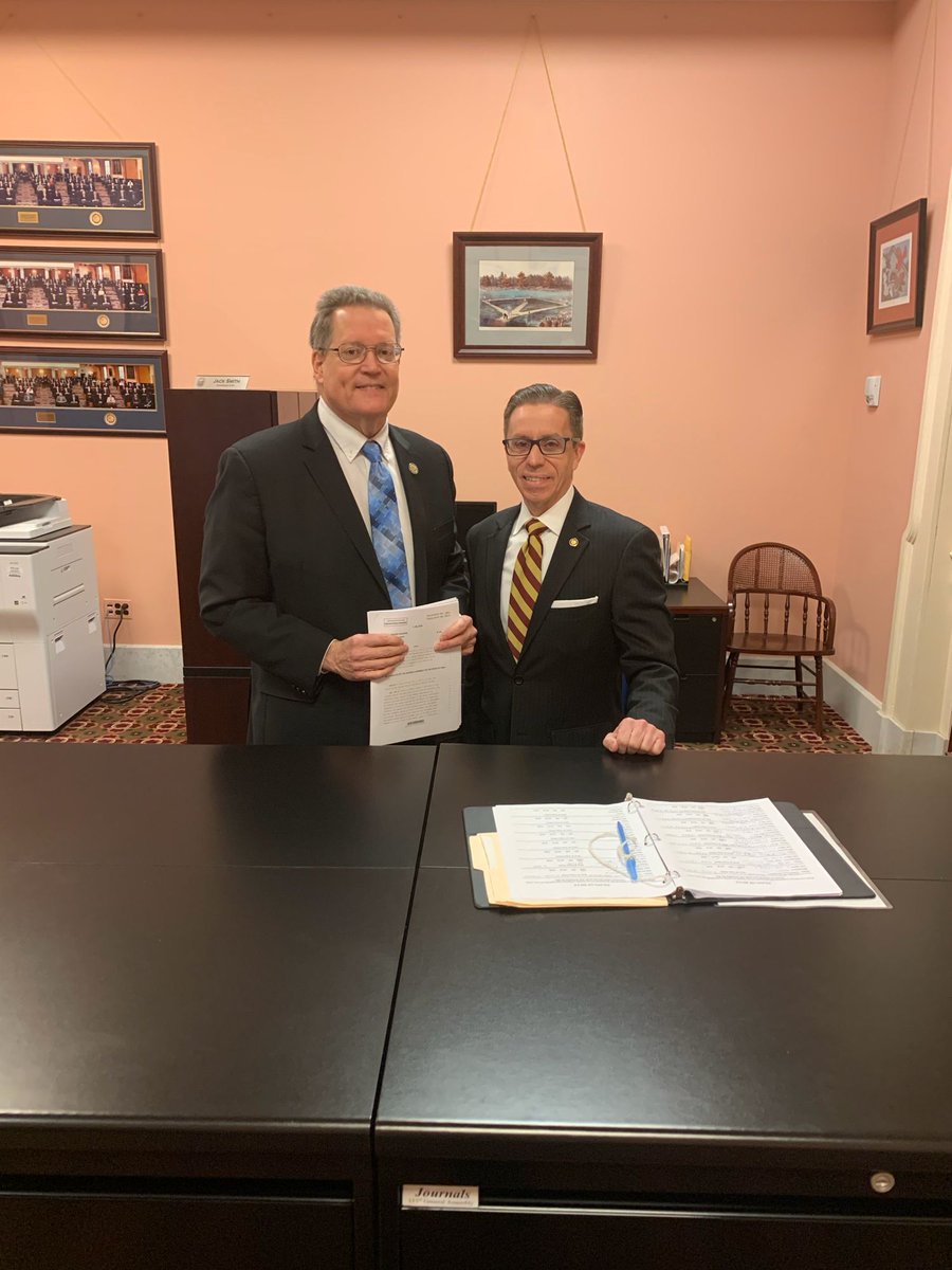 Today, I introduced legislation with Rep. Odioso to update Ohio law by recognizing the Inspector General and Deputy Inspector General as peace officers while performing official duties. This change strengthens accountability and supports effective oversight.