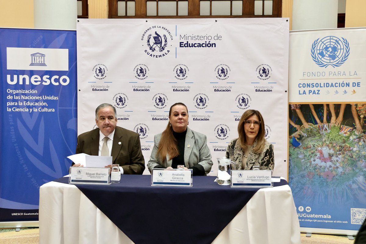 👥 El modelo que nace desde los territorios, contempla el uso de una “caja de herramientas para la paz y el bienestar”, con materiales y guías prácticas diseñadas para replicar las actividades en diversos contextos.

#DiálogoEsPaz <a href="/ONUGuatemala/">ONU Guatemala</a> <a href="/UNPeacebuilding/">United Nations Peacebuilding and Peace Support</a> <a href="/MineducGT/">Mineduc Guatemala</a>